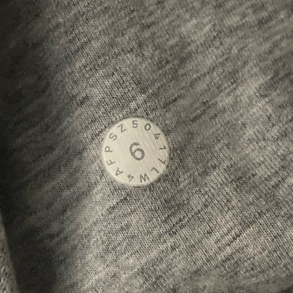 Lululemon Scuba IV Hoodie Jacket Full Zip Heavyweight Sweatshirt Grey Women’s - Picture 3 of 9